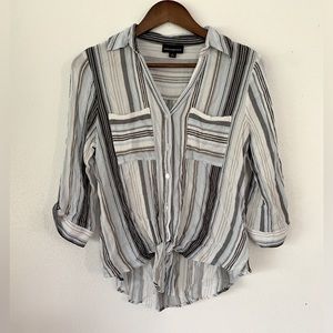 Fortune & Ivy quarter sleeve blouse size S